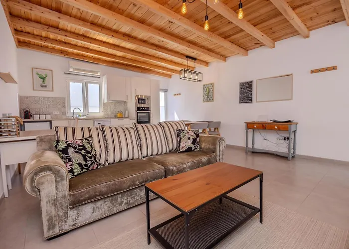 Apartment Alma 1